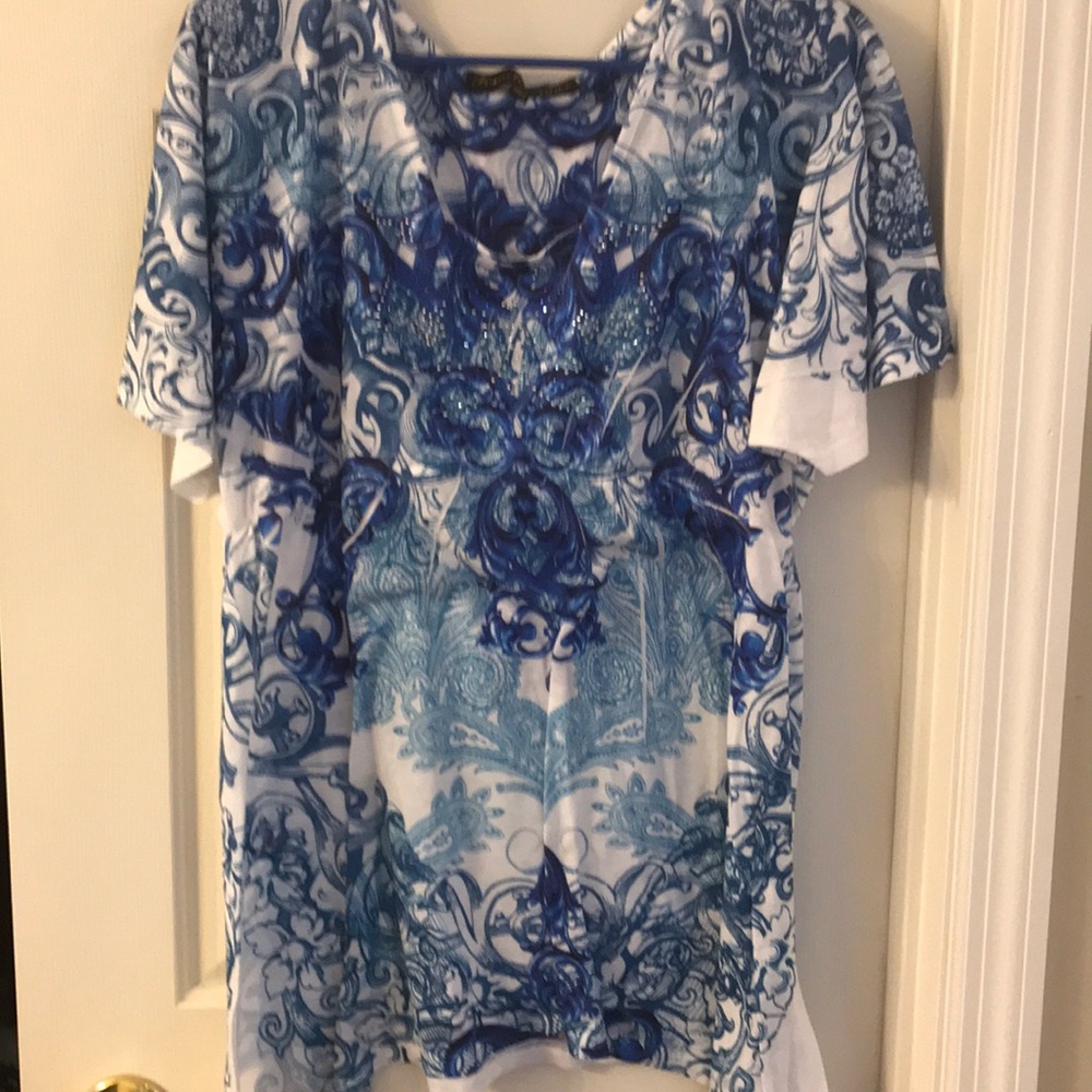 French Bazaar L top. Washed, never worn